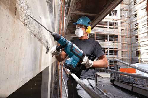 corded-rotary-hammer-RH745-bosch-application-concretewall corded-rotary-hammer-RH745-bosch-application-concretewall