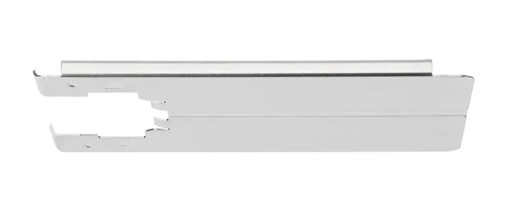 Support métallique brillant, avec bords incurvés et découpes rectangulaires.