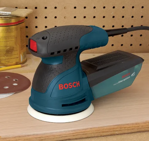 Système de ponçage avec microfiltre Bosch.