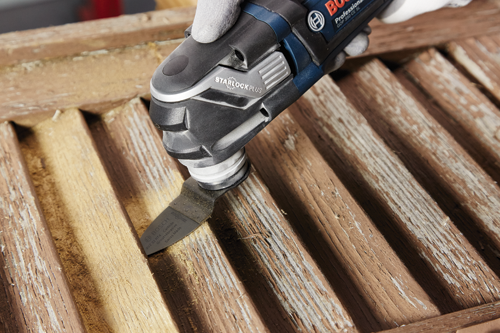 Bosch GOP 350 CE SL multi-outil avec STARLOCK PLUS, et lame AVZ 32 RT4 Carbide Grout+Abrasive, coupe du bois.