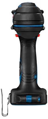 Outil électroportatif noir et bleu avec un clip métallique attaché.