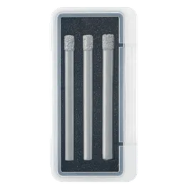 Trois forets dans un étui en plastique.