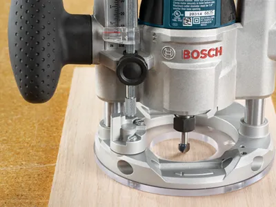 Fraiseuse à plongée Bosch.