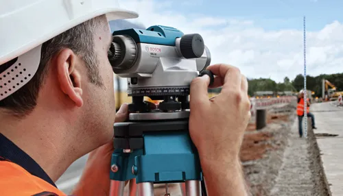 Bosch GOL32 implantation de chantier.