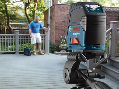 Self-Leveling Cross-Line Laser with Plumb Points_GCL 2-160_Deck
