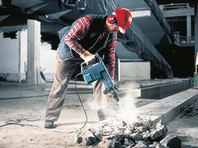 SDS-max® Demolition Hammer_11316EVS_Concrete Ground_Interior