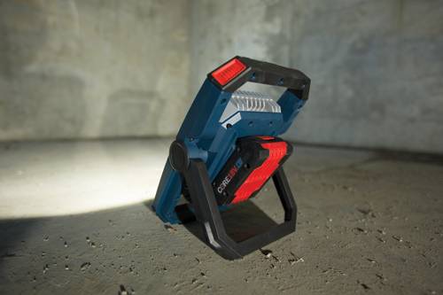 Bosch CORE18V 4Ah work light with CORE18V 4 Ah battery.