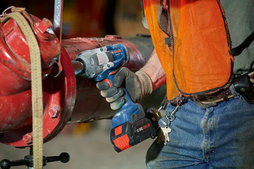 bosch cordless impact wrench 18v AMPshare CORE18v tightening bolt on  large red pipe