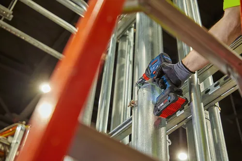 bosch cordless 18v AMPshare CORE18V impact driver screwing metal studs together