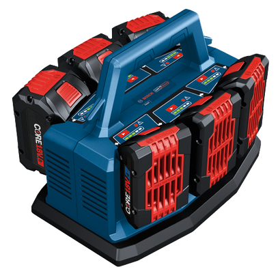 Cargador de batería Bosch CORE18V con baterías, “ALETAS DE ENFRIAMIENTO” y “RÁPIDO”.