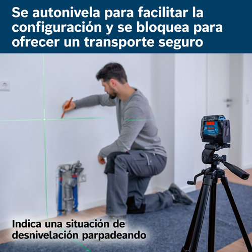 Nivel Bosch GLL50-20G con líneas láser verdes, sobre un trípode, indica condición fuera de nivel mediante parpadeo; una persona está dibujando en una pared.