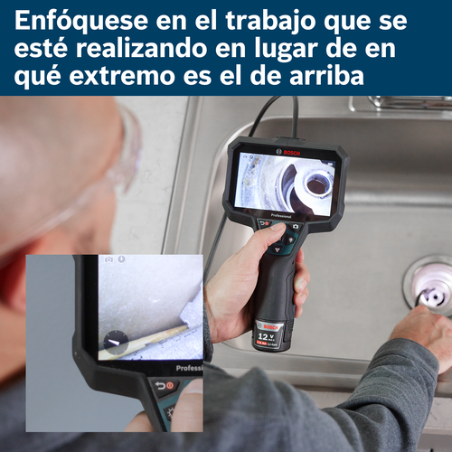 Bosch 12 V 2.0 Ah Li-Ion Professional cámara de inspección, mostrando un desagüe de fregadero metálico y una imagen insertada de otra vista, con el texto "Concéntrese en el trabajo en cuestión en lugar de en qué extremo está arriba".