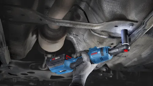 Bosch Cordless Ratchet GRC18V-60 product application image.